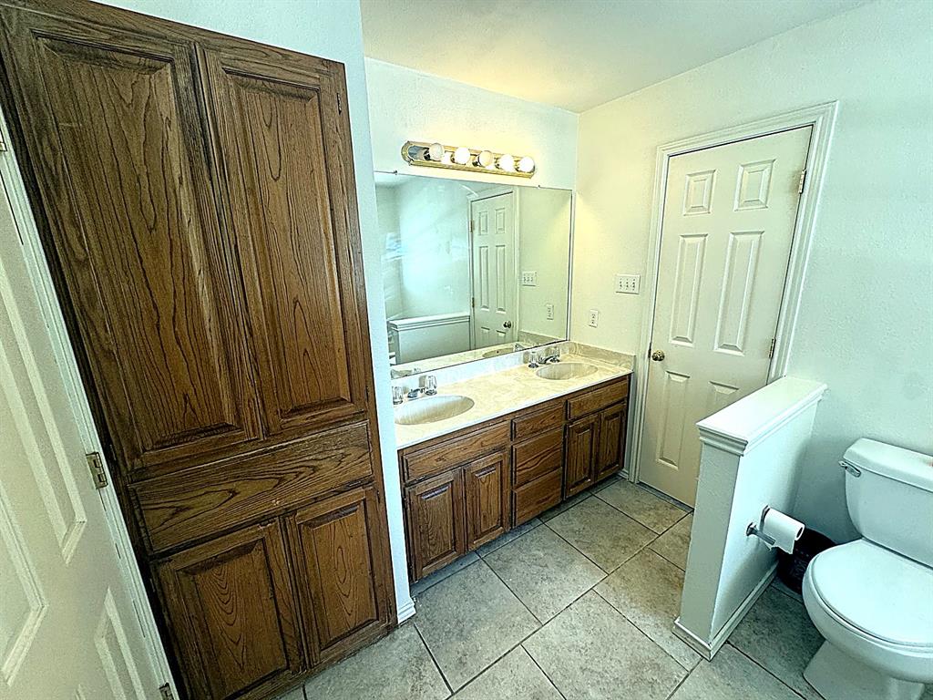 1599 County Road 2925 Property Photo 26