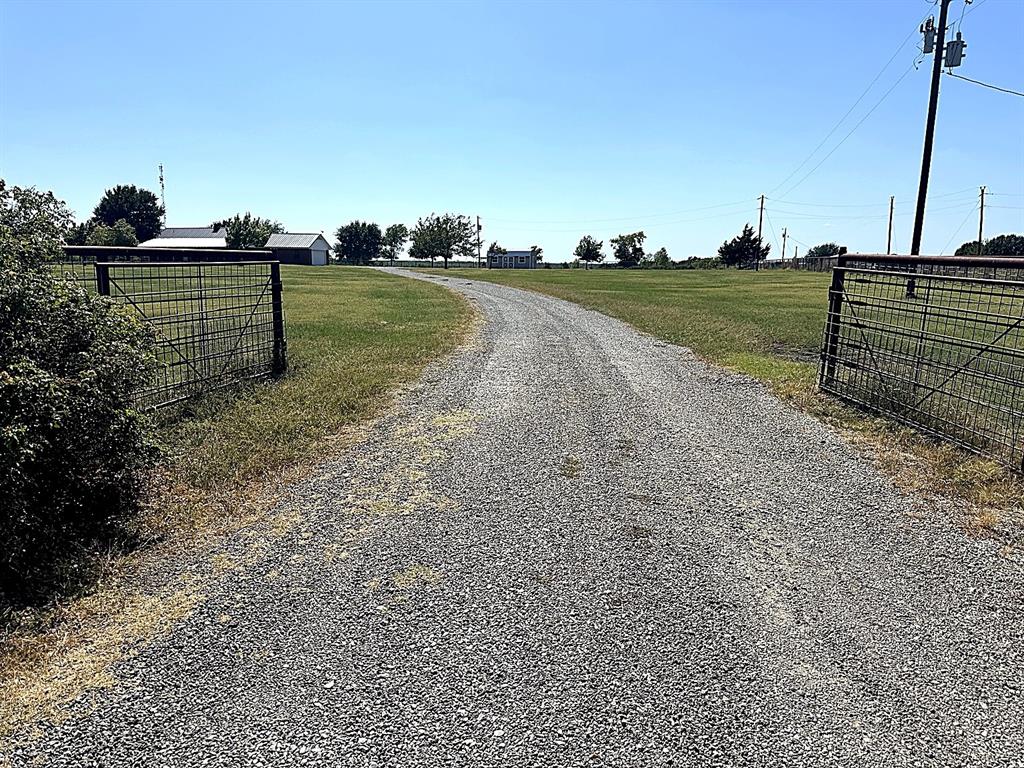 1599 County Road 2925 Property Photo 40