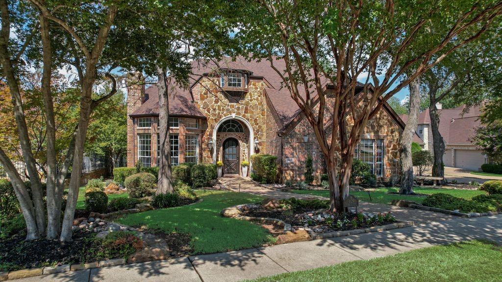 4129 Glenbrook Drive Property Photo 2