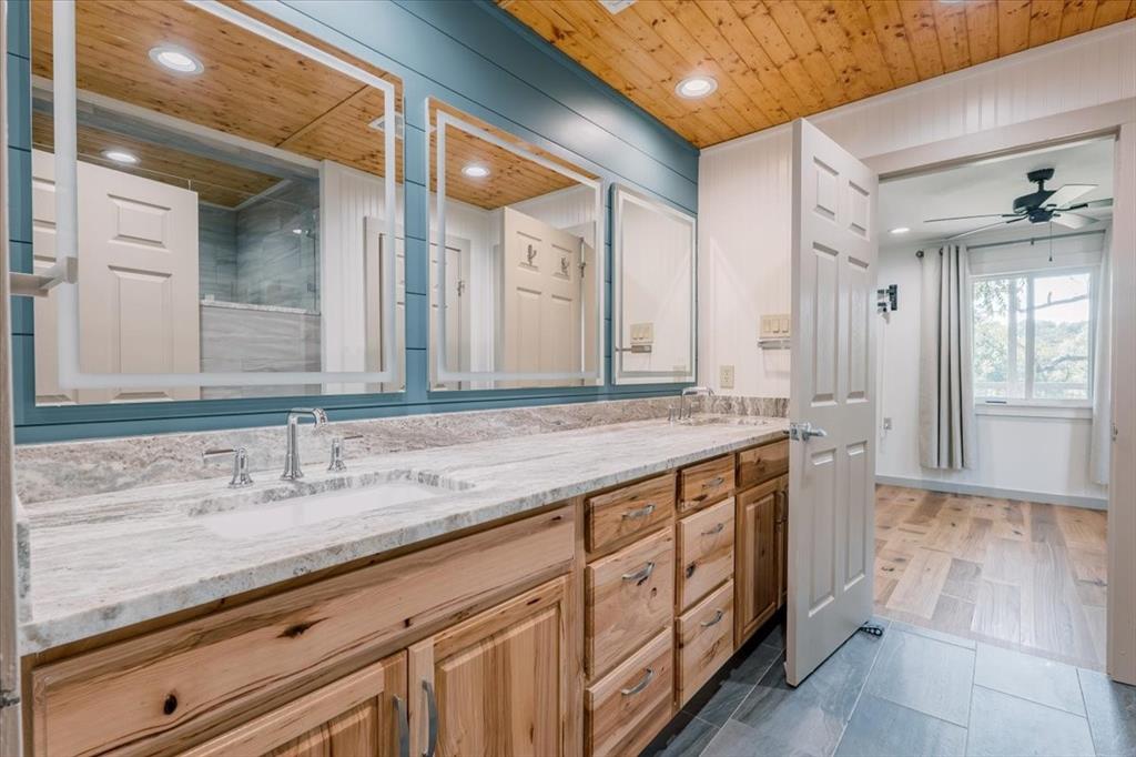 421 N Lazy Bend Road Property Photo 17