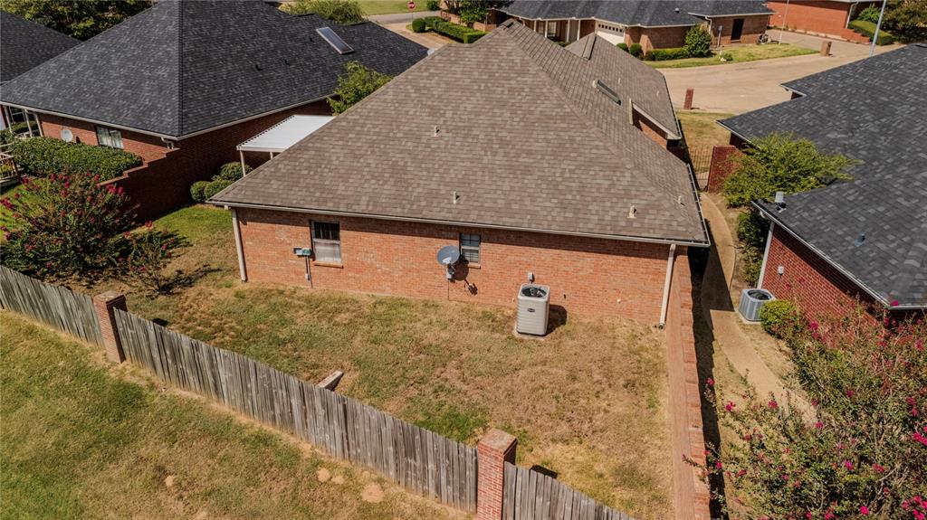 806 Torribrooke Lane Property Photo 32