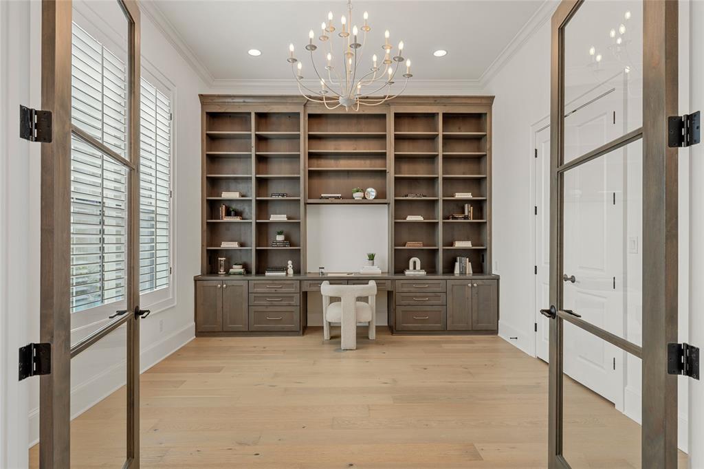 134 Sunflower Street Property Photo 5