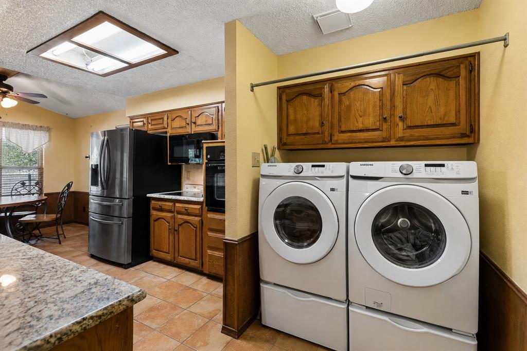 1310 Merrimac Trail Property Photo 12