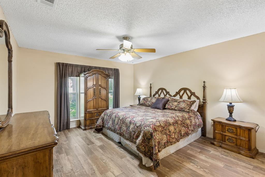 1310 Merrimac Trail Property Photo 14