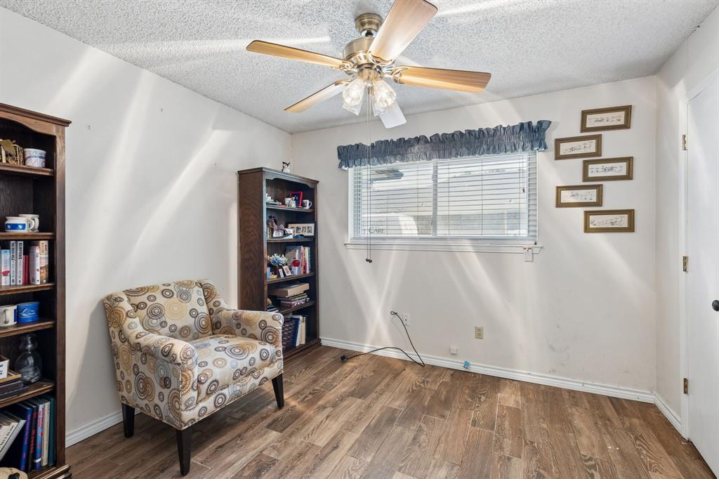 1310 Merrimac Trail Property Photo 21