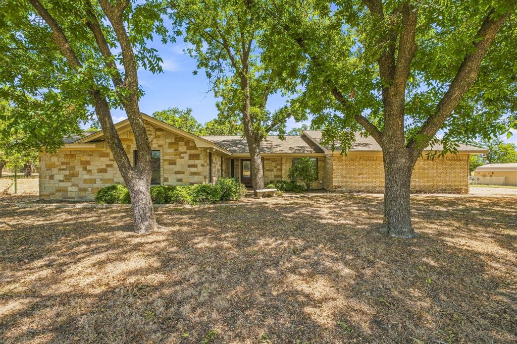 907 County Road 484 Property Photo 1
