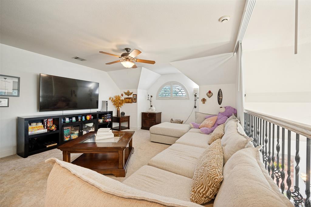 8524 Wellington Point Drive Property Photo 22