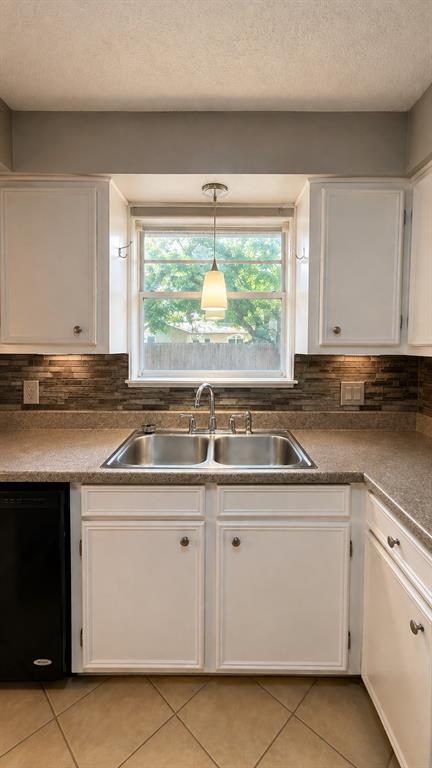 2026 Marsalis Drive Property Photo 11