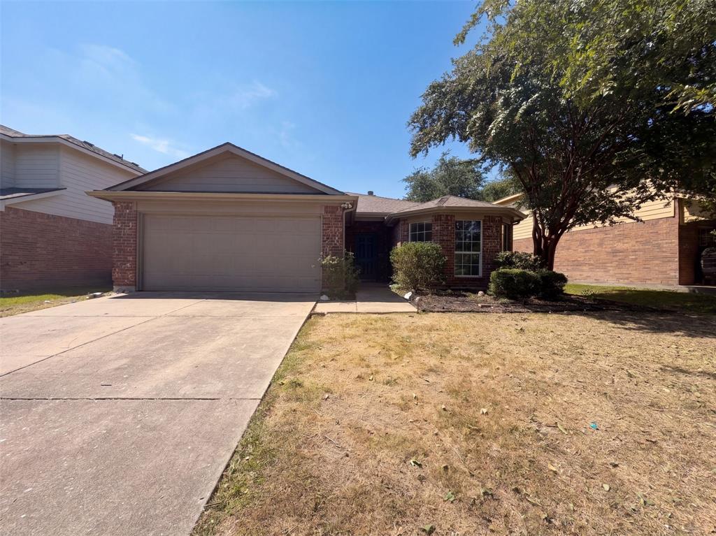 905 Acacia Drive Property Photo 1