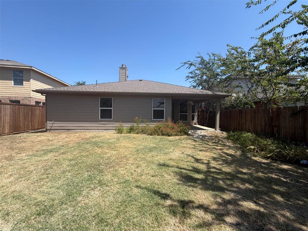 905 Acacia Drive Property Photo 5