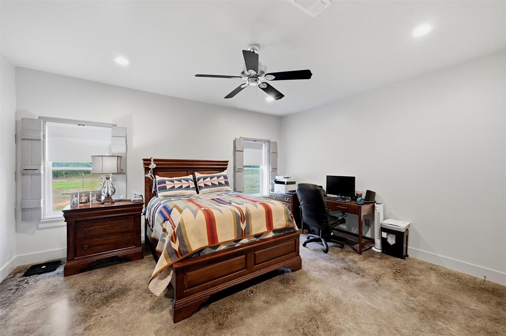 82 Cr 2112 Property Photo 21