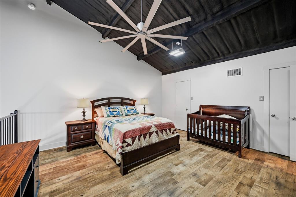 82 Cr 2112 Property Photo 26