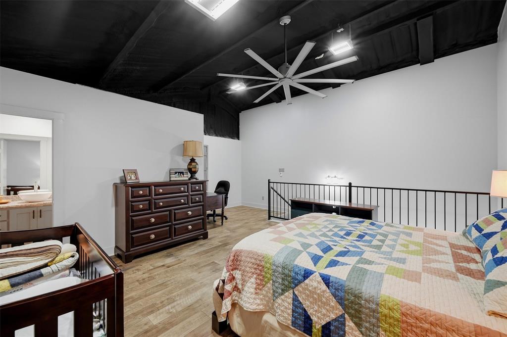82 Cr 2112 Property Photo 28