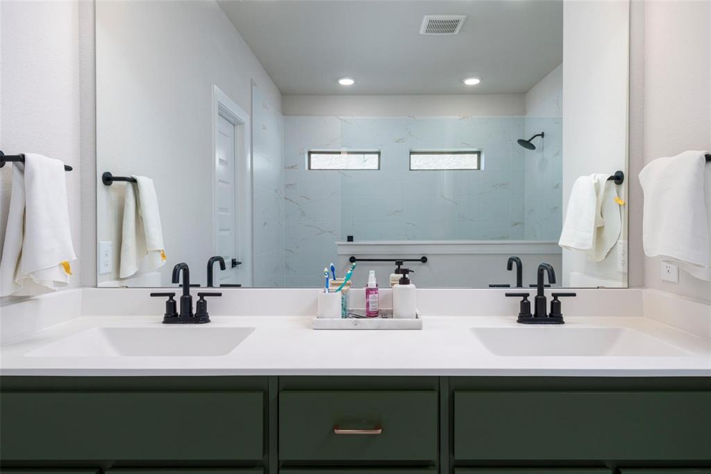 905 Carnation Drive Property Photo 18