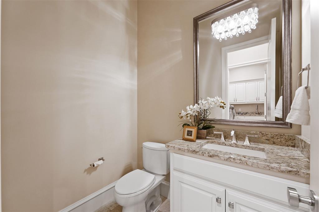 6908 Istina Drive Property Photo 17