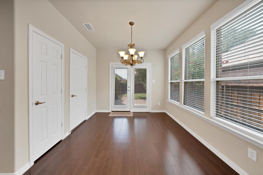 5004 Westport Drive Property Photo 25