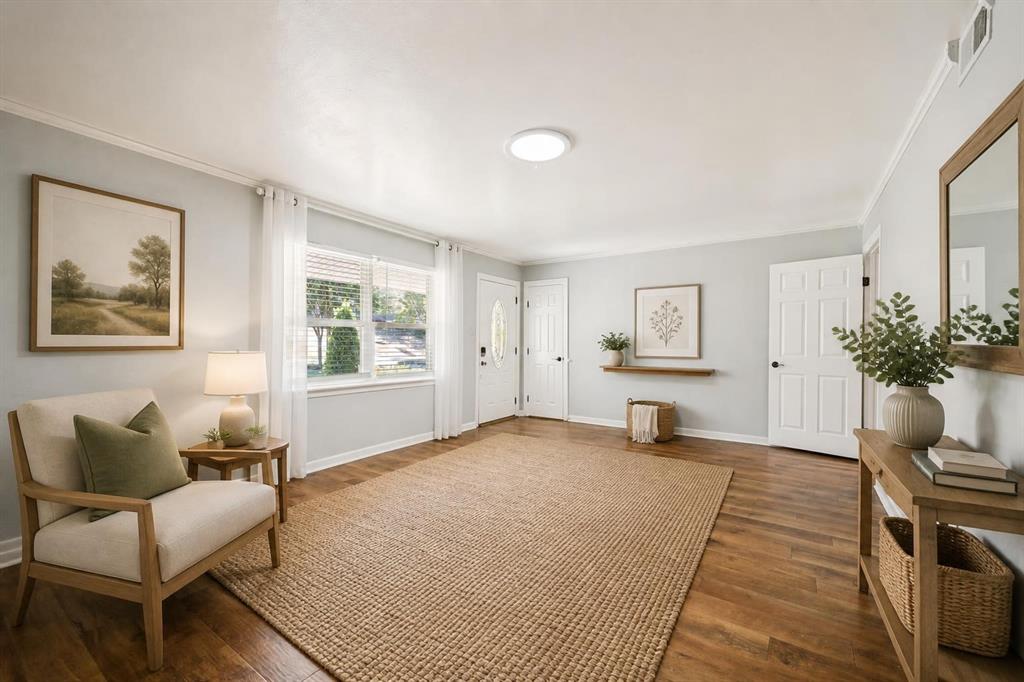 1504 Briarwood Boulevard Property Photo 3