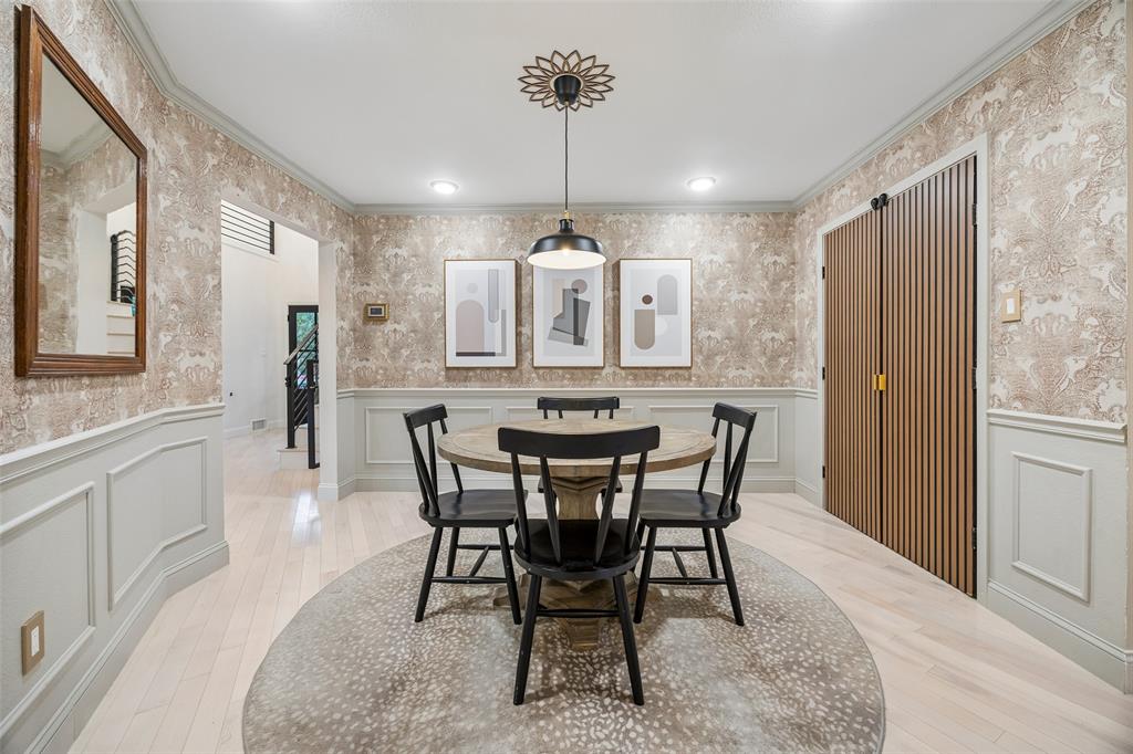 1212 N Oak Cliff Boulevard Property Photo 14