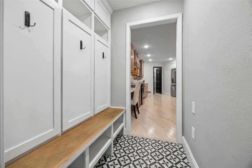 1212 N Oak Cliff Boulevard Property Photo 21