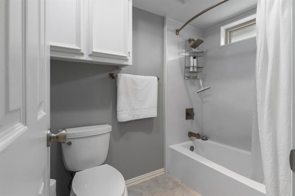 221 Manor Way Property Photo 22
