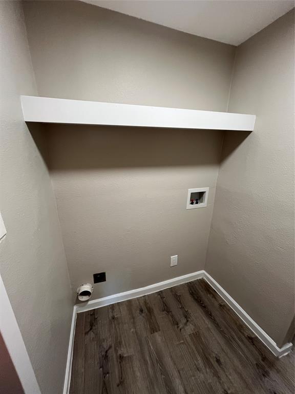 1843 Greendale Drive Property Photo 9