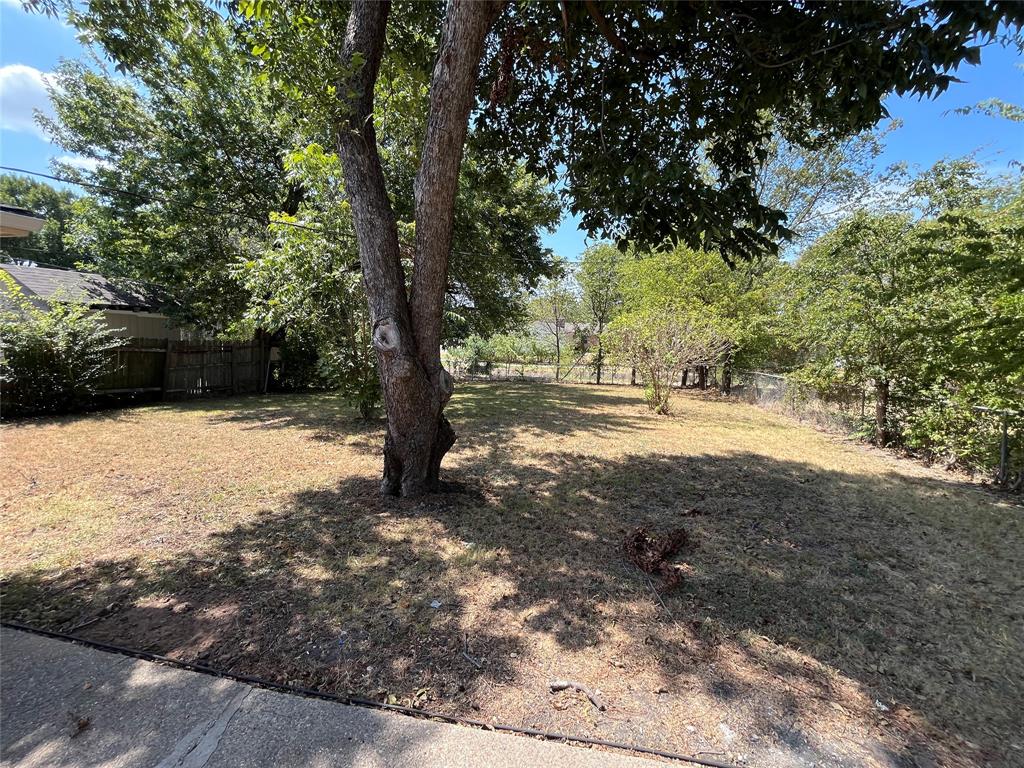 1843 Greendale Drive Property Photo 22