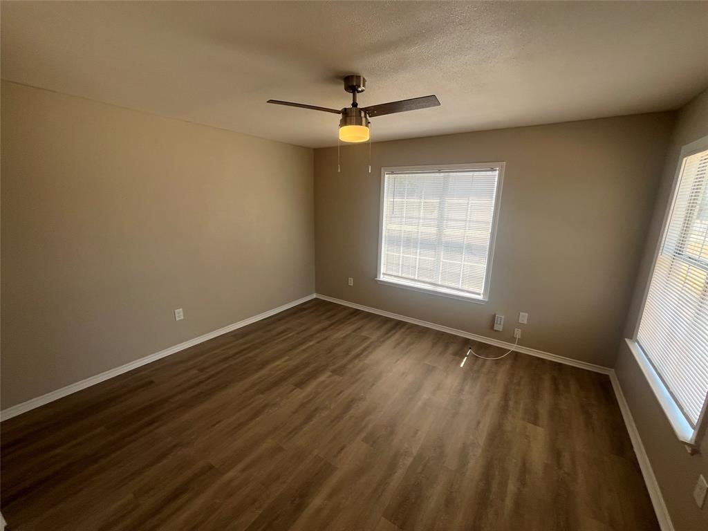 6814 Lockheed Avenue Property Photo 3