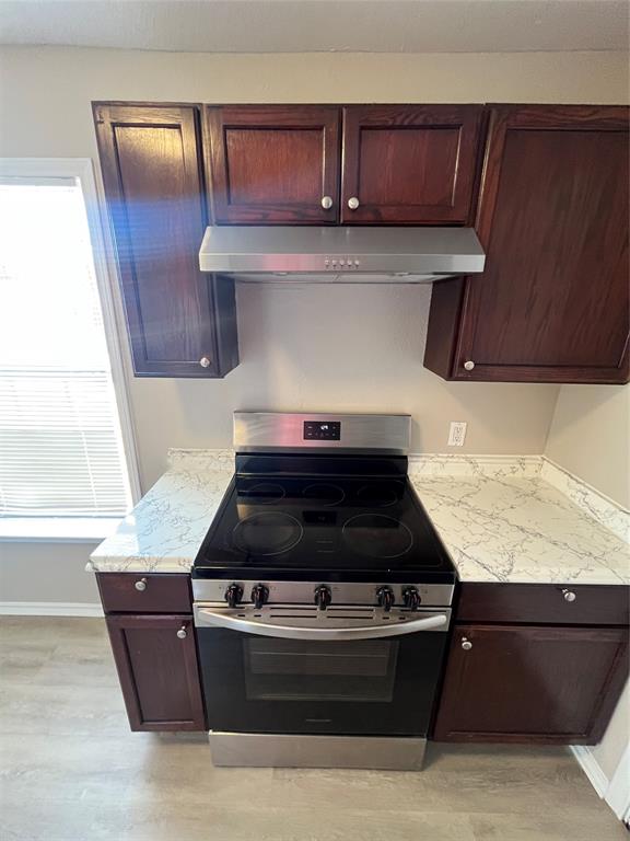 6814 Lockheed Avenue Property Photo 8