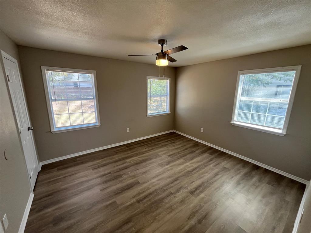 6814 Lockheed Avenue Property Photo 9