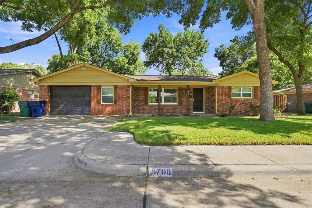 5708 Sunset Road Property Photo 1