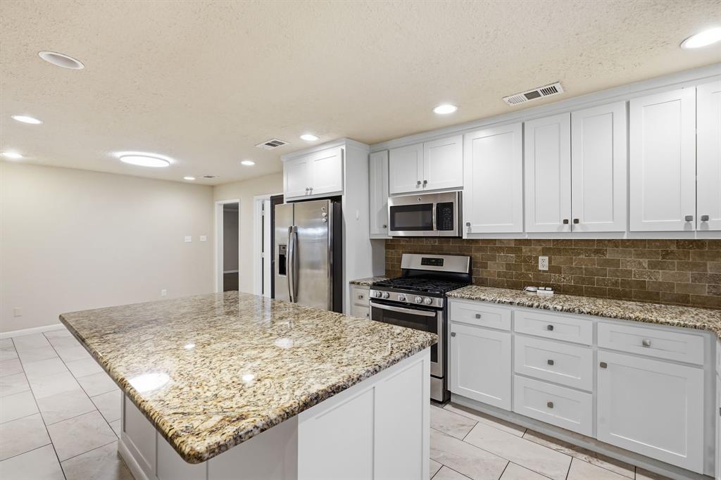 5708 Sunset Road Property Photo 5