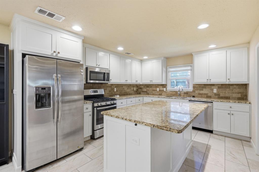 5708 Sunset Road Property Photo 7
