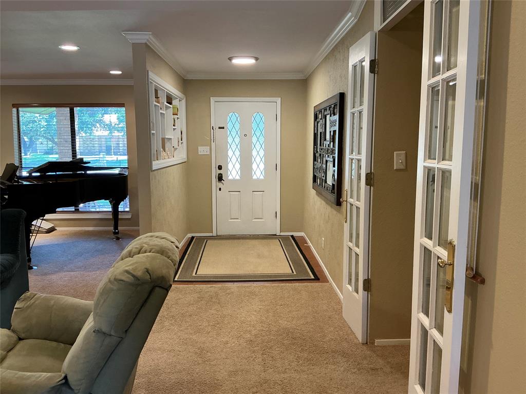 2802 Good Shepherd Drive Property Photo 2