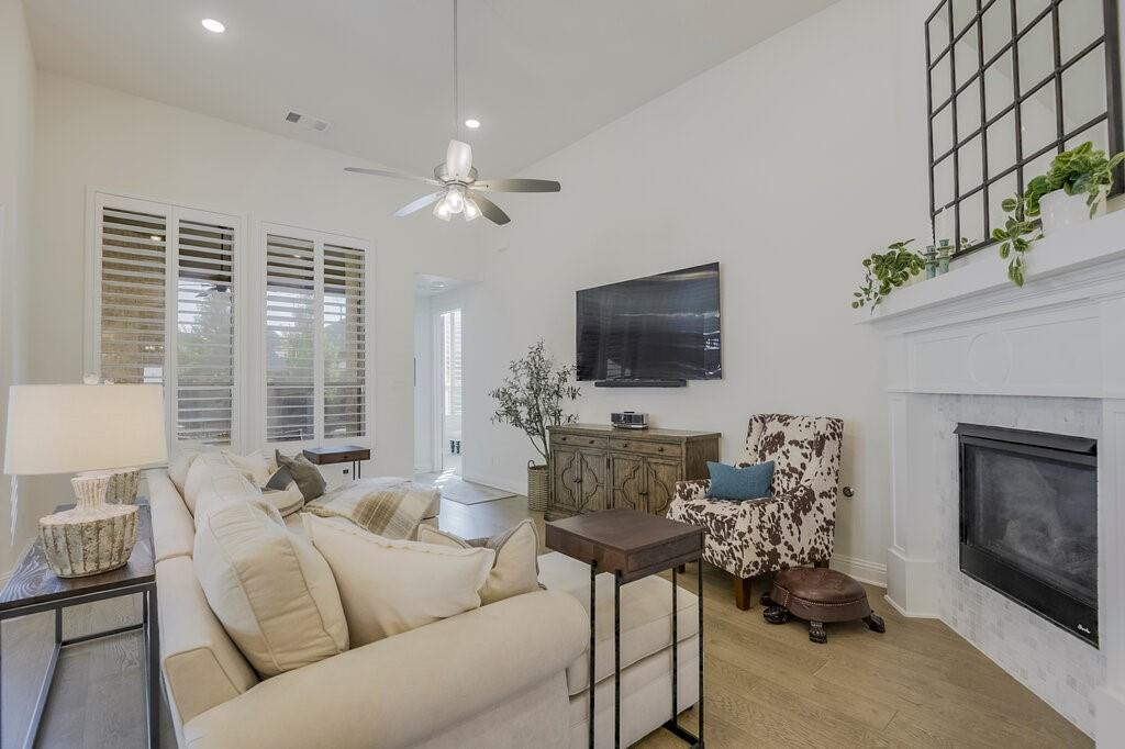 7577 Whisterwheel Way Property Photo 7