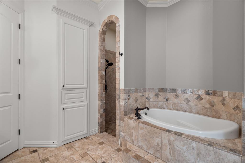 664 Manor Drive Property Photo 19