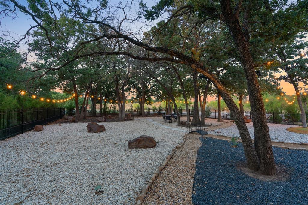 664 Manor Drive Property Photo 32