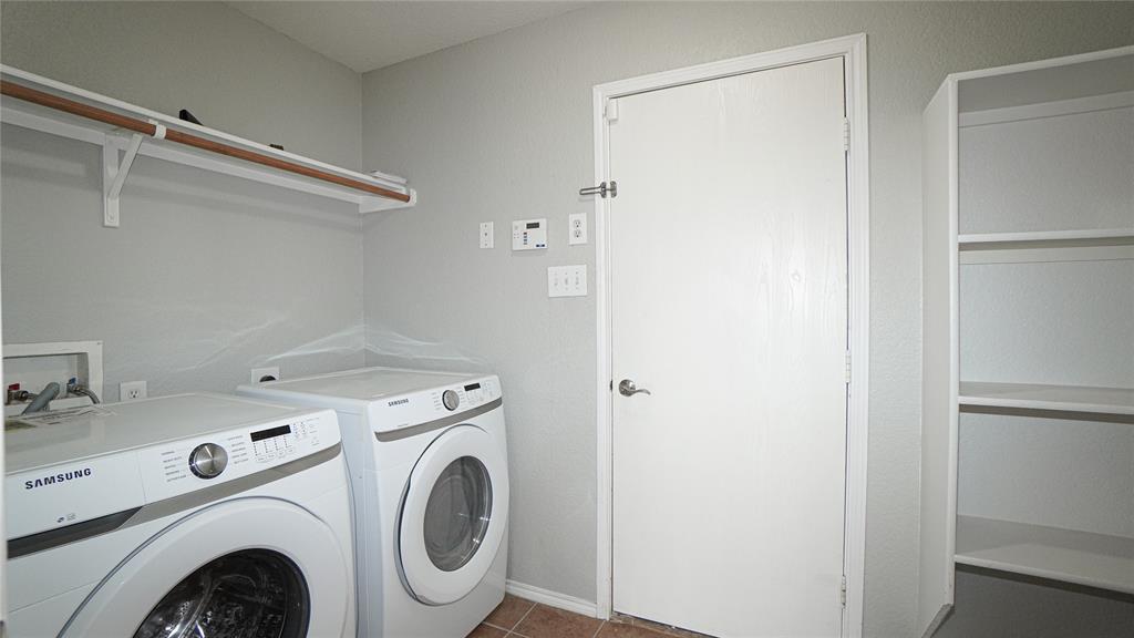 4006 Collin Court Property Photo 13