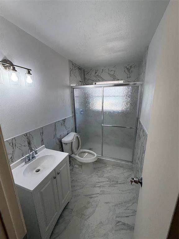 7935 Larchridge Drive Property Photo 8