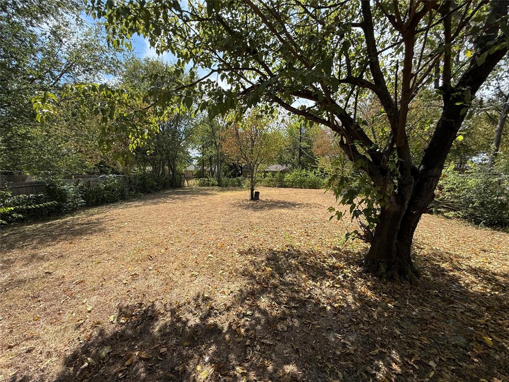 7935 Larchridge Drive Property Photo 15