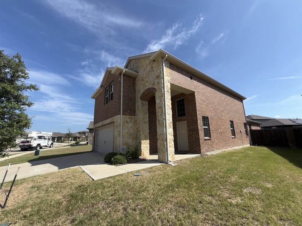 3537 Mildren Bend Property Photo 2