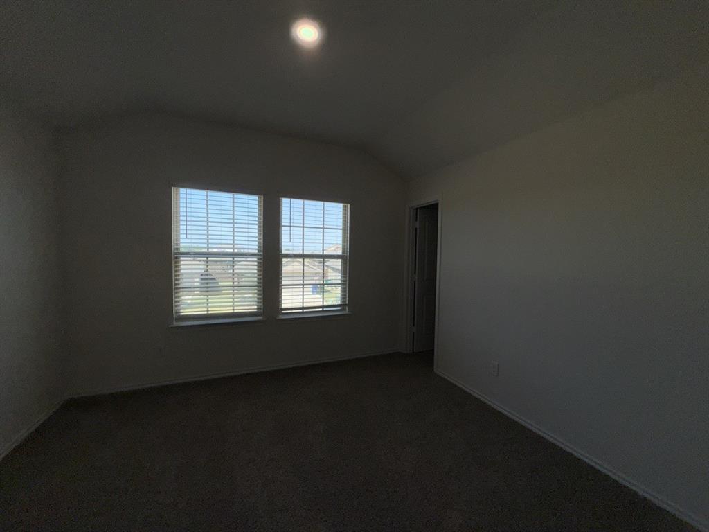 3537 Mildren Bend Property Photo 9