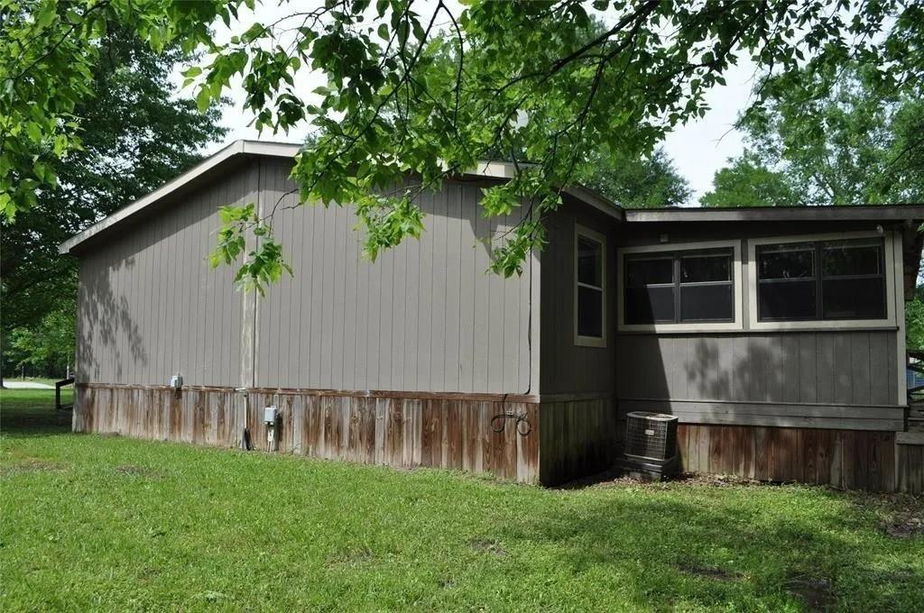 58 Creek Point Drive Property Photo 3