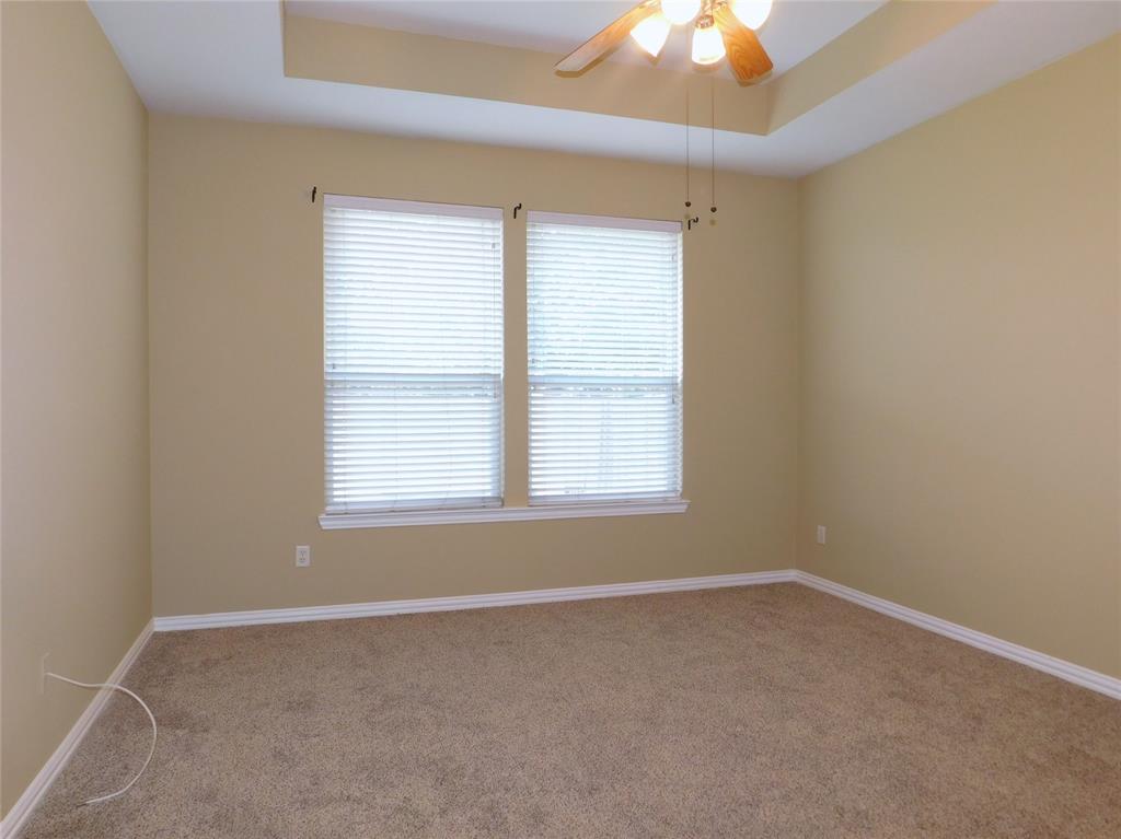316 Hummingbird Drive Property Photo 18