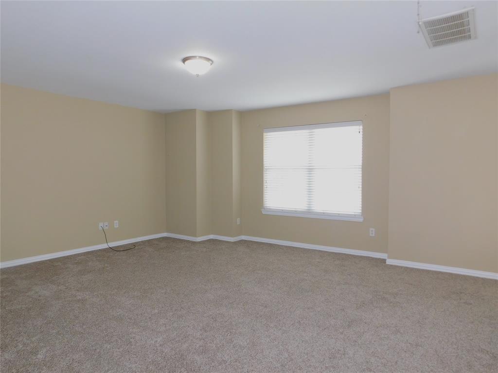 316 Hummingbird Drive Property Photo 25
