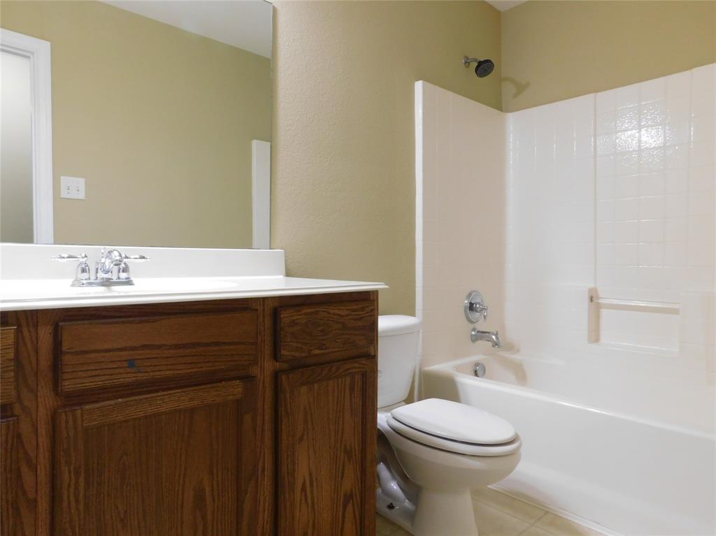 316 Hummingbird Drive Property Photo 33