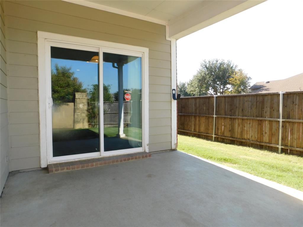 316 Hummingbird Drive Property Photo 37
