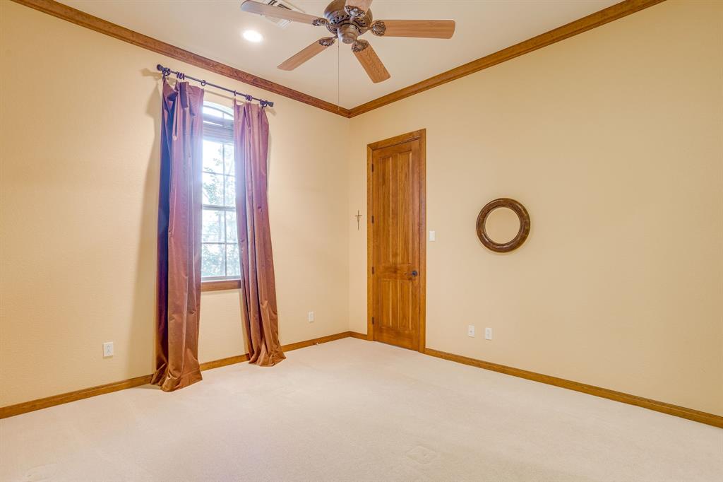 392 Creek Bend Drive Property Photo 25