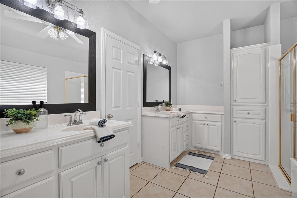 9216 Hanging Moss Drive Property Photo 21