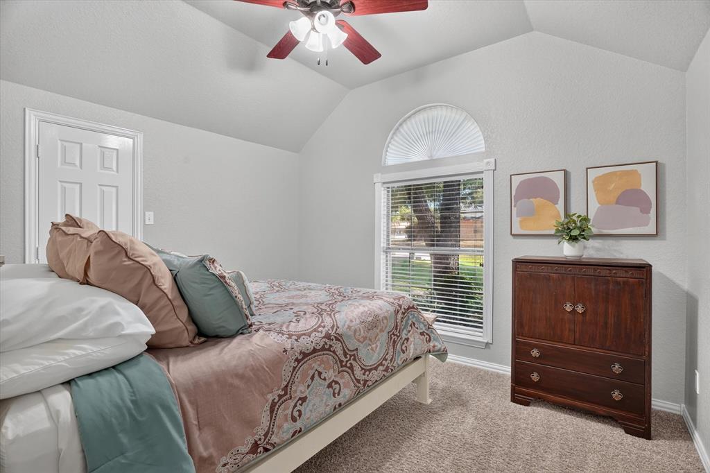 9216 Hanging Moss Drive Property Photo 24