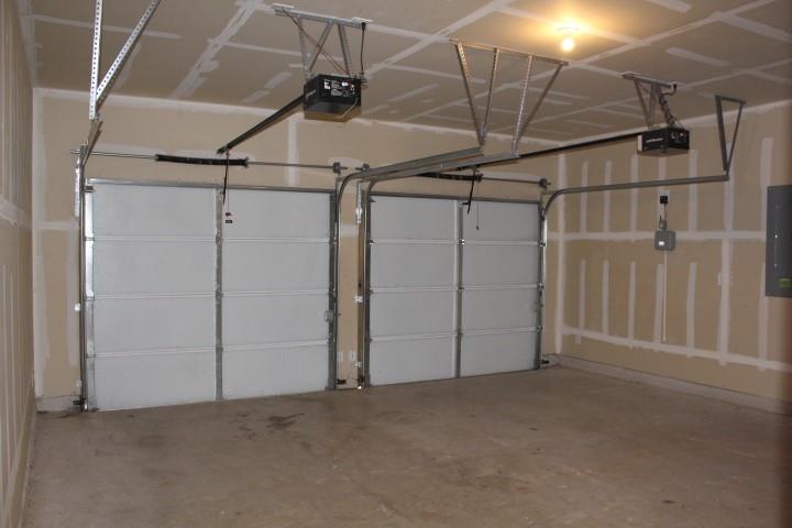 3705 Fossil Tree Lane Property Photo 12